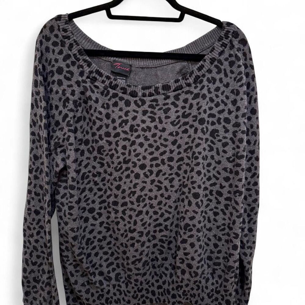 Torrid Women's Vintage 2000s Grey & Black Leopard Print Jumper Sweater